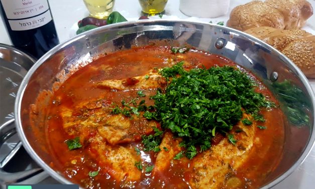 מתכון פילה מושט ברוטב עגבניות